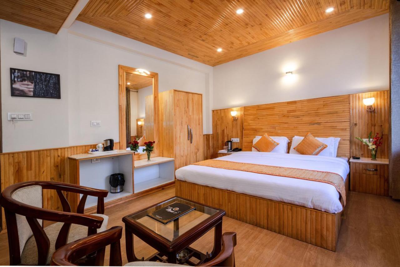 Vaibhav Regency Hotel Manāli Eksteriør billede